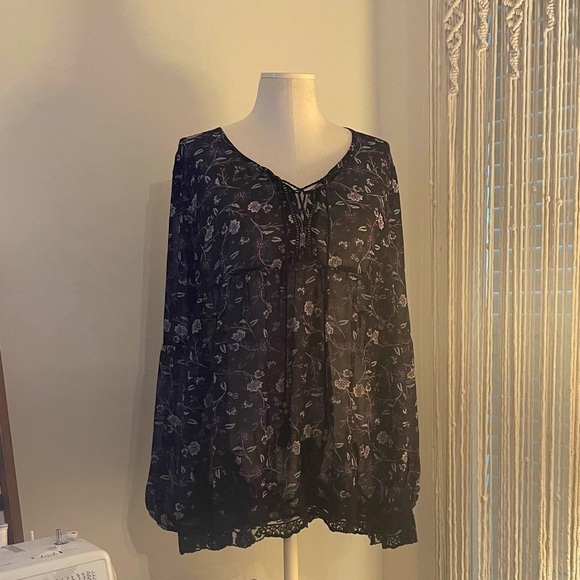 Jolt Floral Women's Boho Black & Purple Peasant Top LIKE NEW | Size XL - Picture 2 of 6